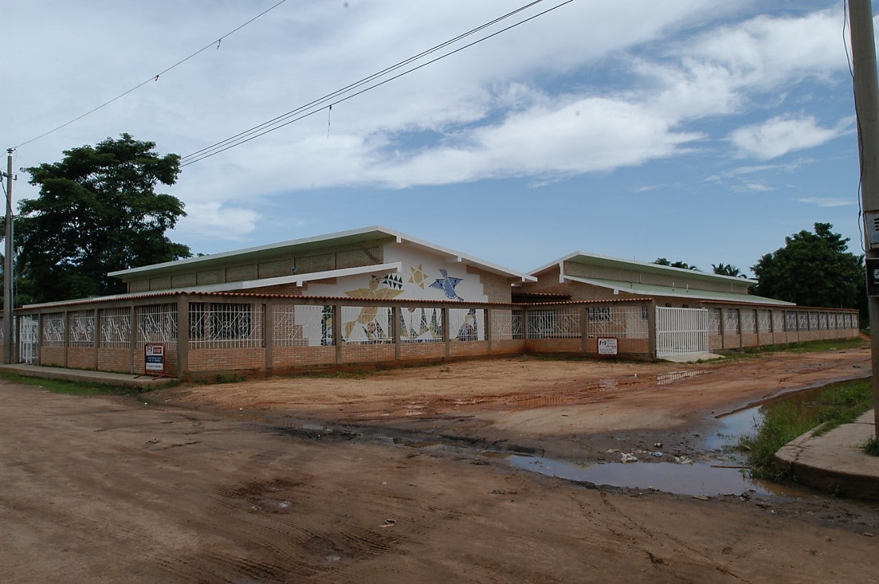 Ambulatorio de Salud en Barranquitas, Estado Zulia – Venezuela. Construido mediante el apoyo de Shell Venezuela como facilitador y actualmente administrado por la comunidad 
